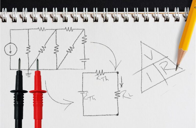 Análisis de Circuitos Eléctricos en Corriente Directa